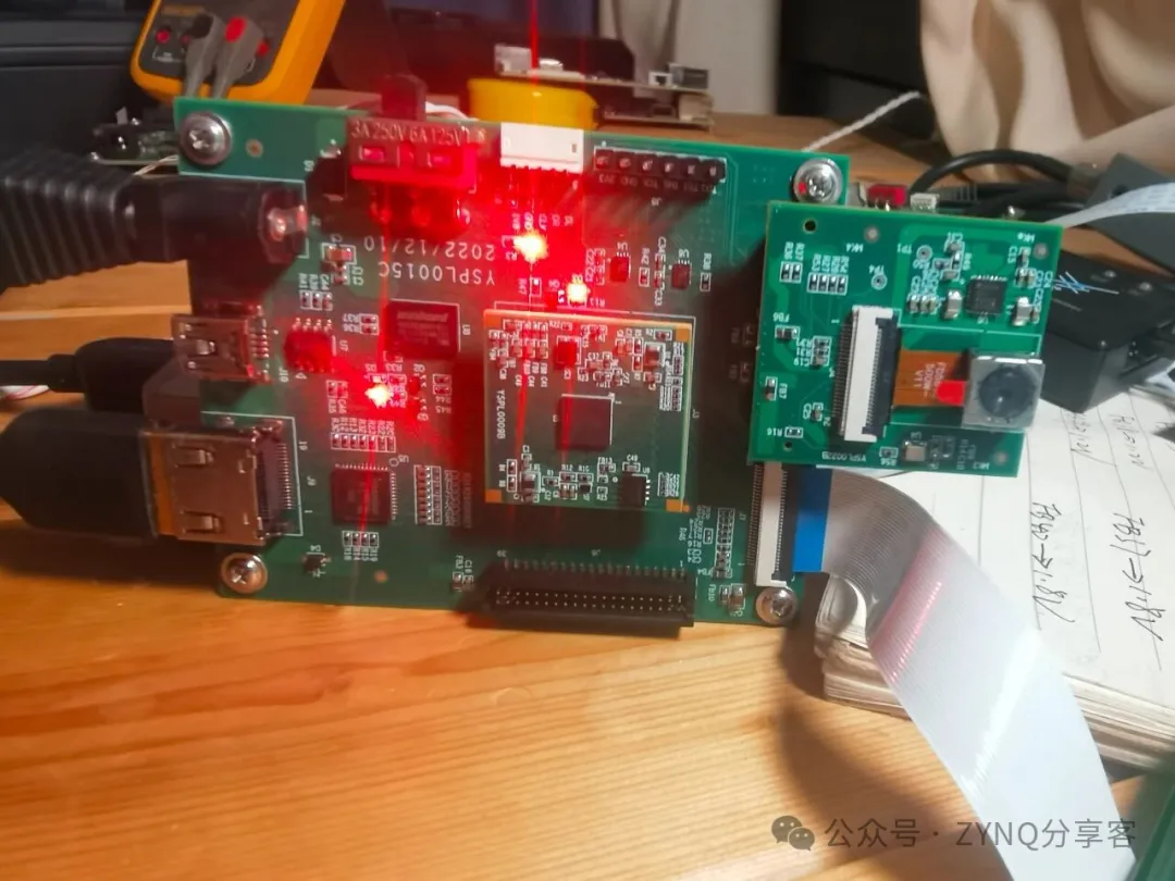 图1  Lattice Crosslink-NX LIFCL-40电路.png